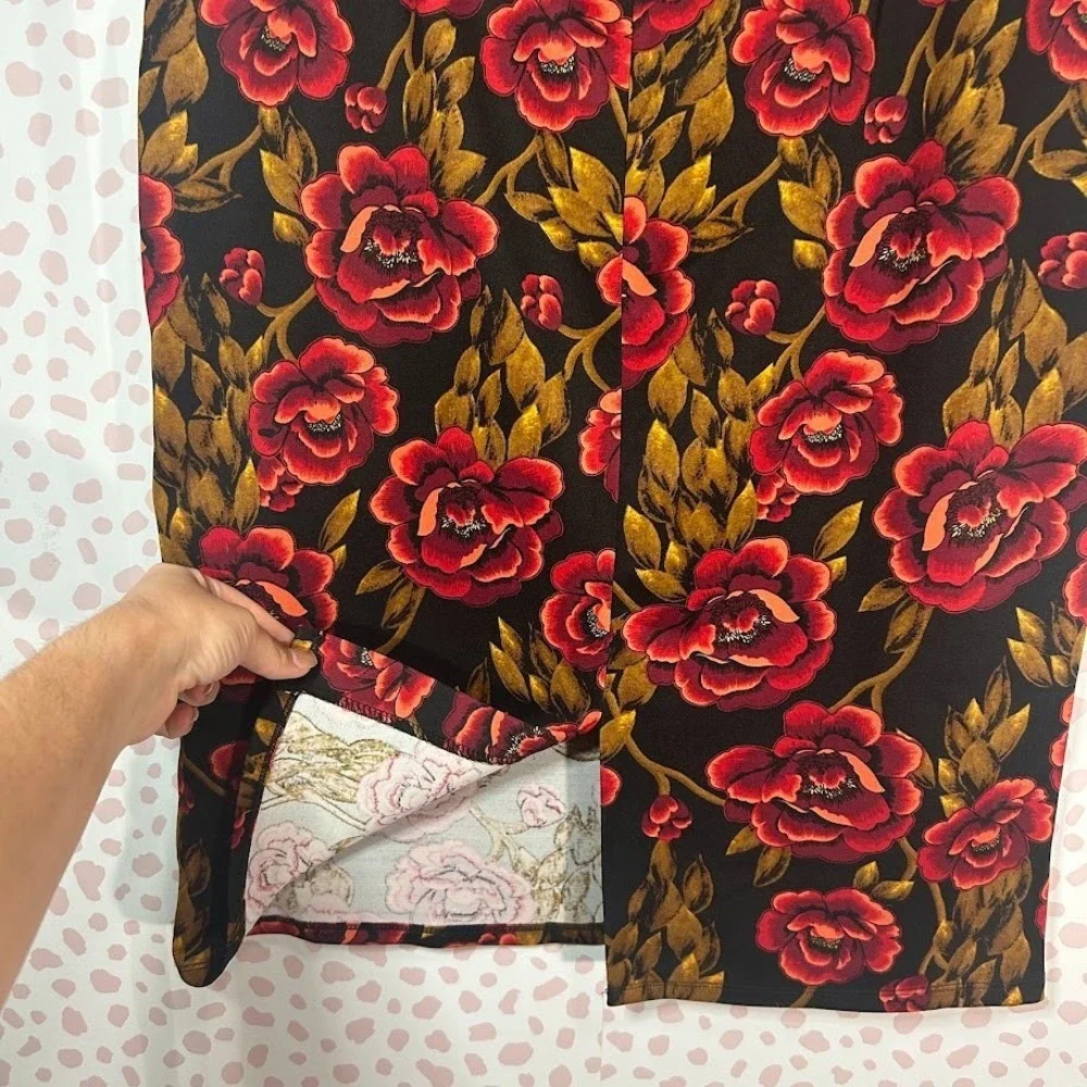 NYCC New York Clothing Co‎ Skirt Womens L Black Floral Pencil Rose Academia Goth
